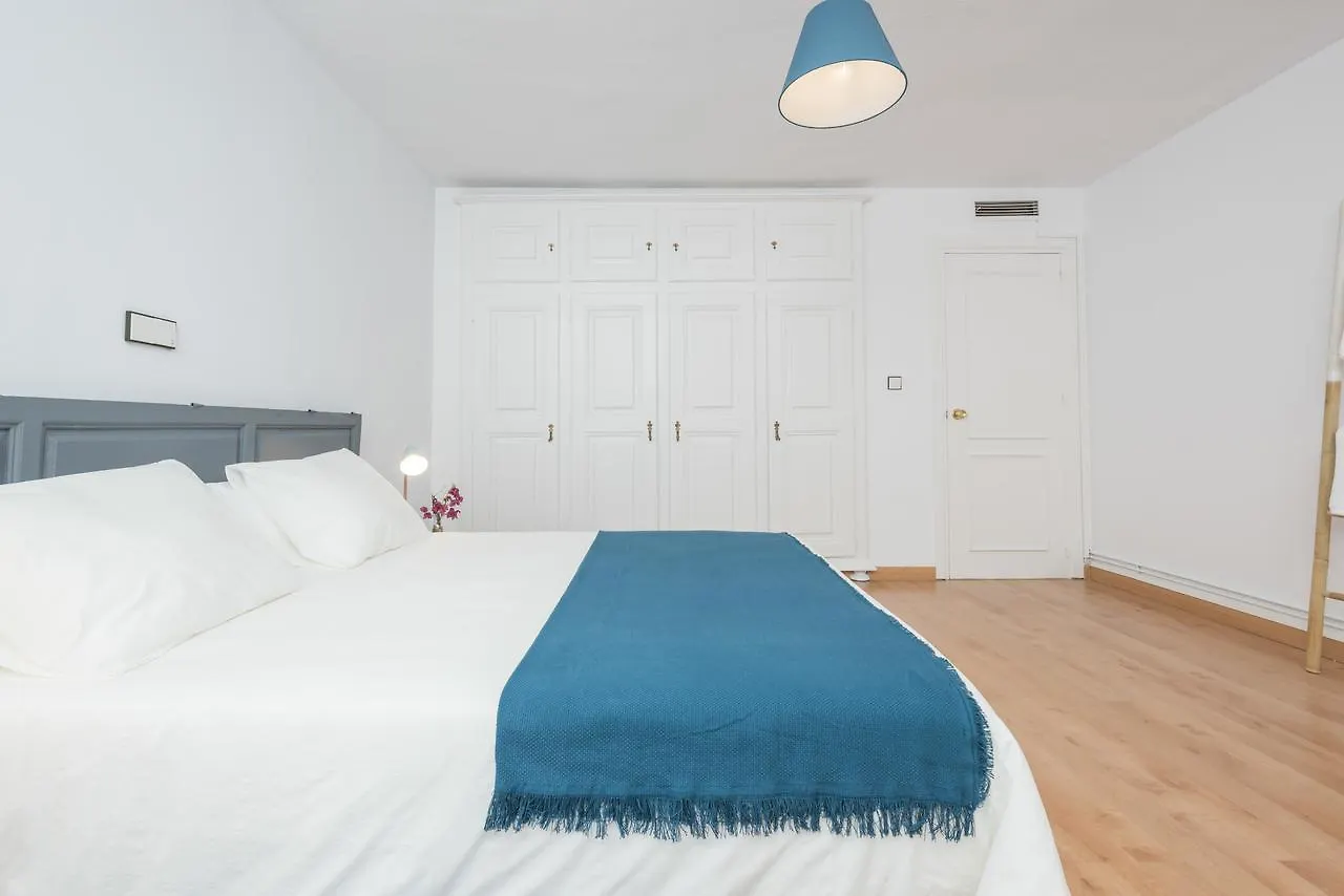 Apartamentos Paseo De La Farola Màlaga 0*,  Španělsko