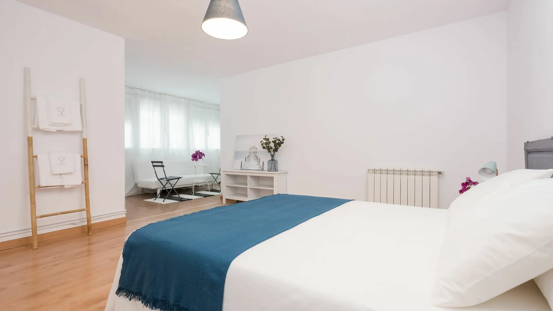 Apartamentos Paseo De La Farola Málaga 0*,  Espagne