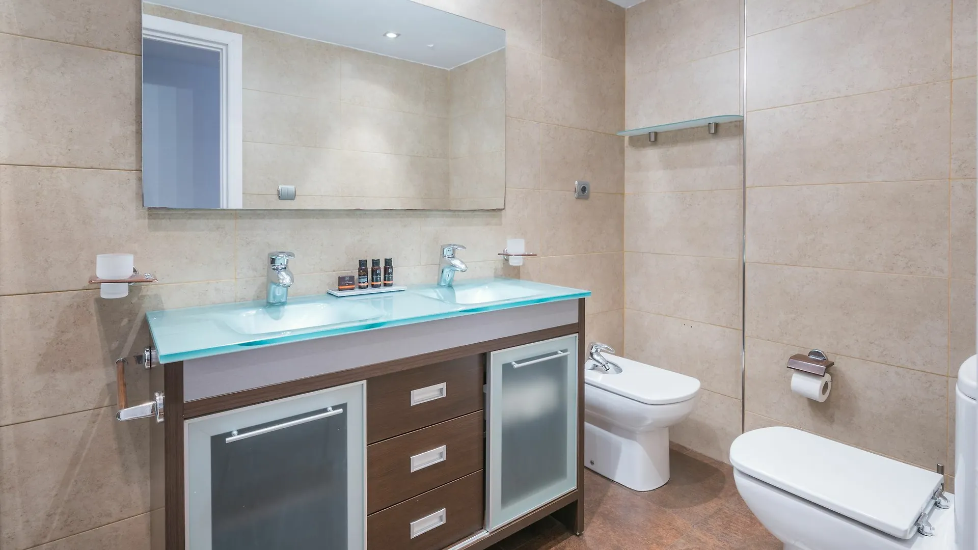 Apartamentos Paseo De La Farola Málaga